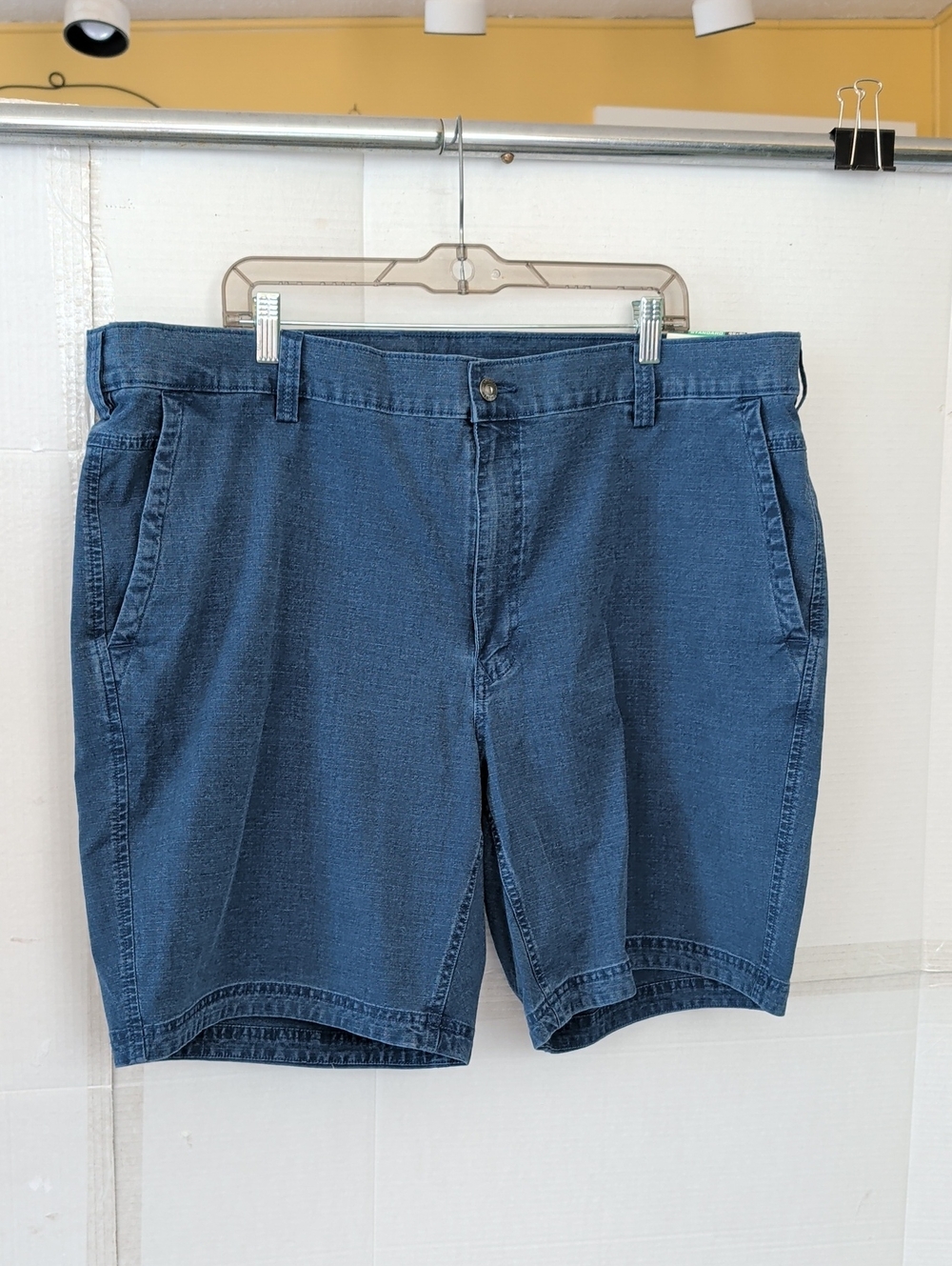 Duluth Trading Co Blue Denim Men's Blue Ridge Shorts SZ 44x 9" Comfy Vacation